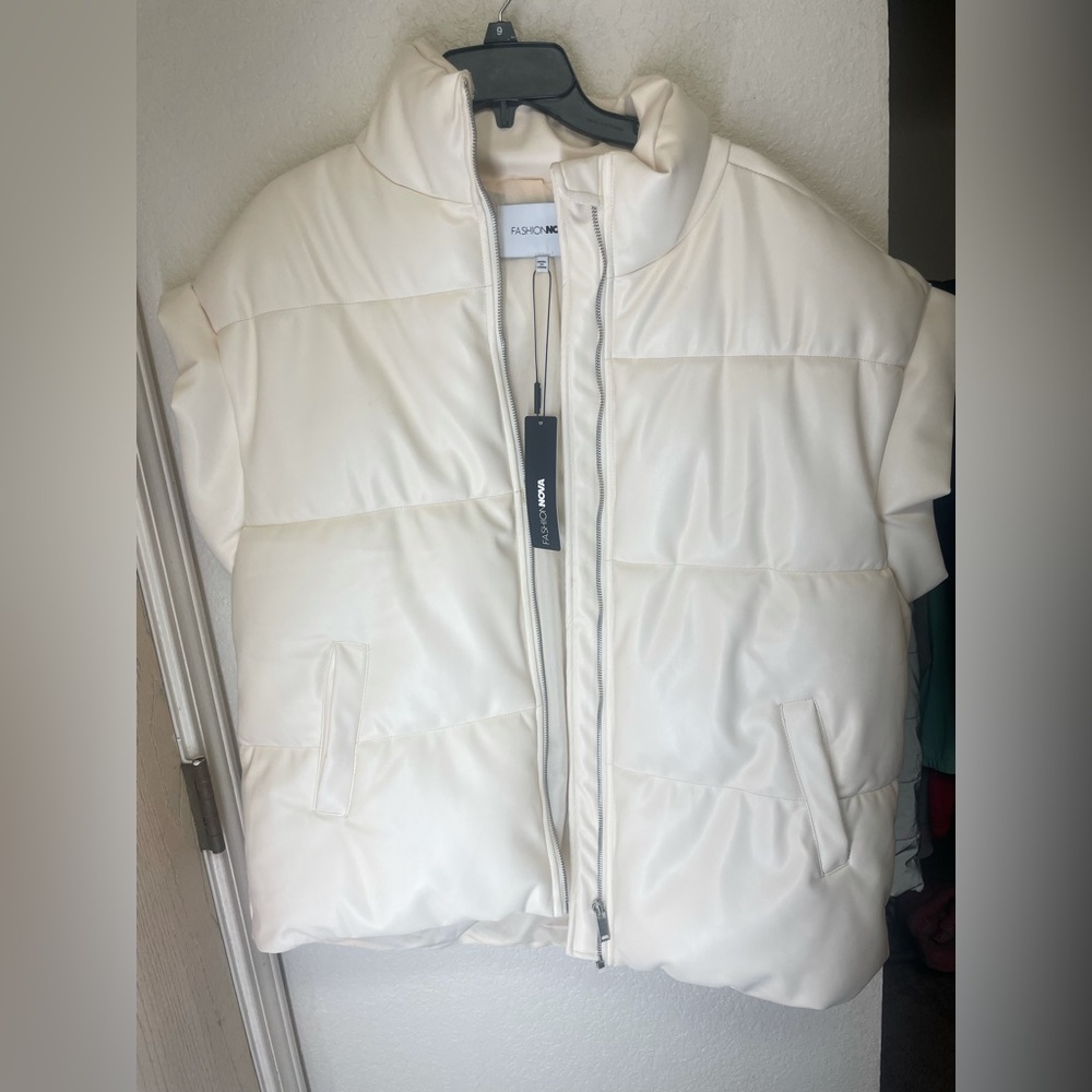 Puffer Short Sleeve Vest